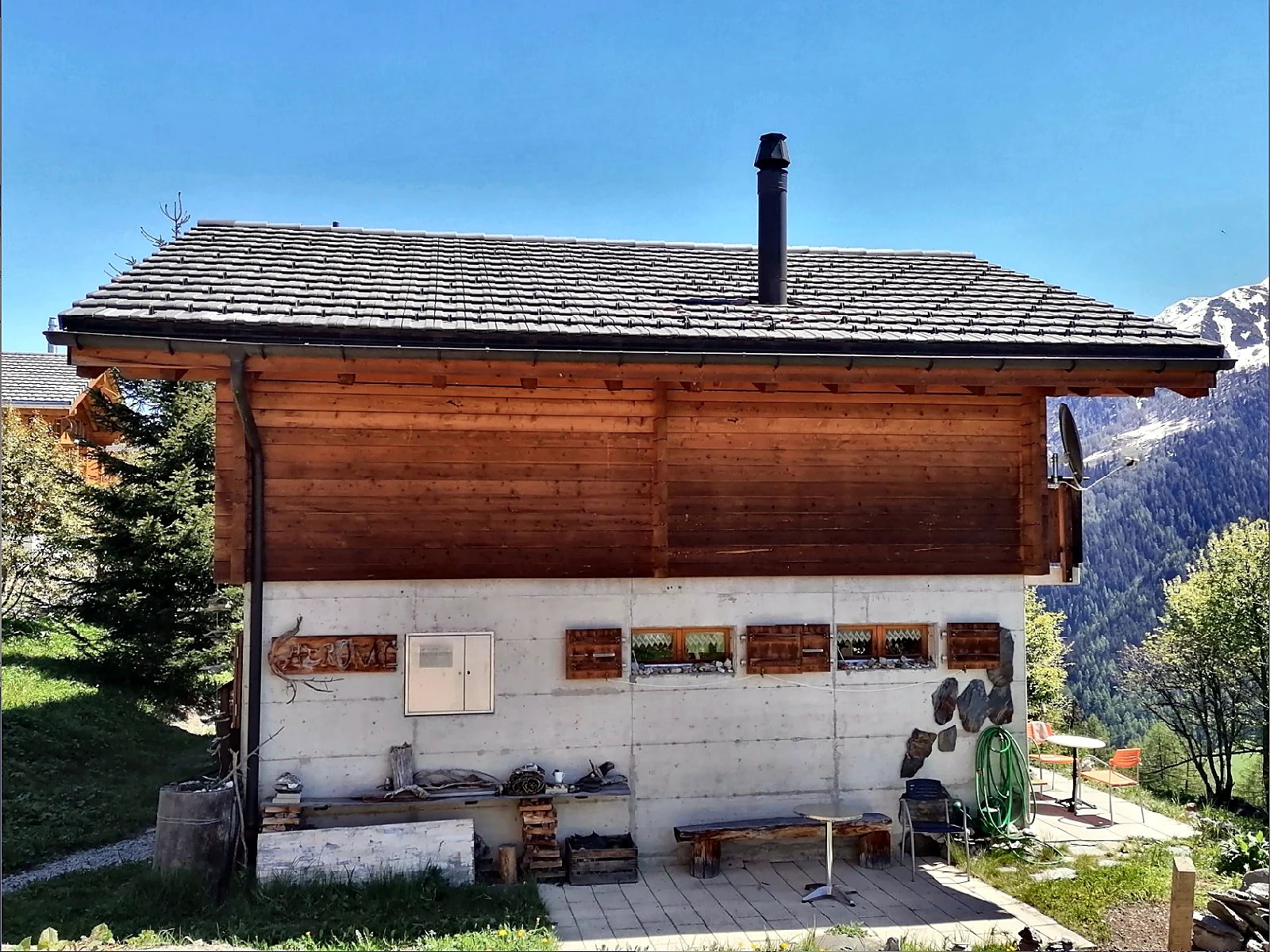 R&uuml;ckseite des Chalet Cherome in Bellwald